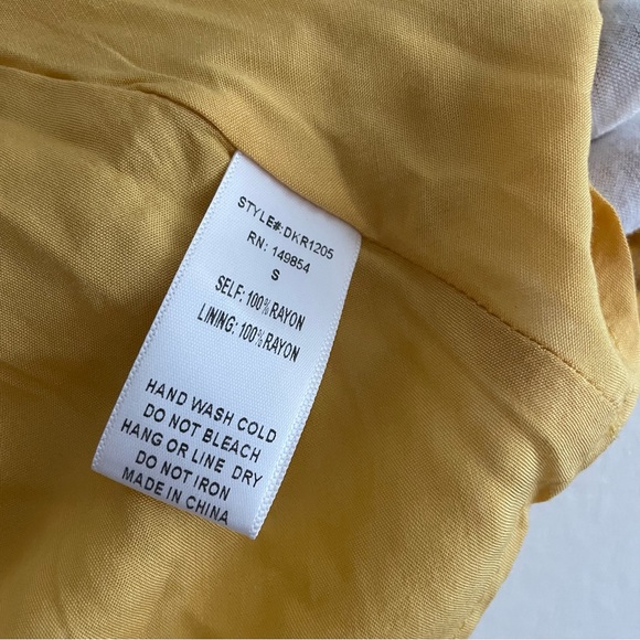 NWT Sadie & Sage Embroidered Cold Shoulder Dress - Picture 8 of 8